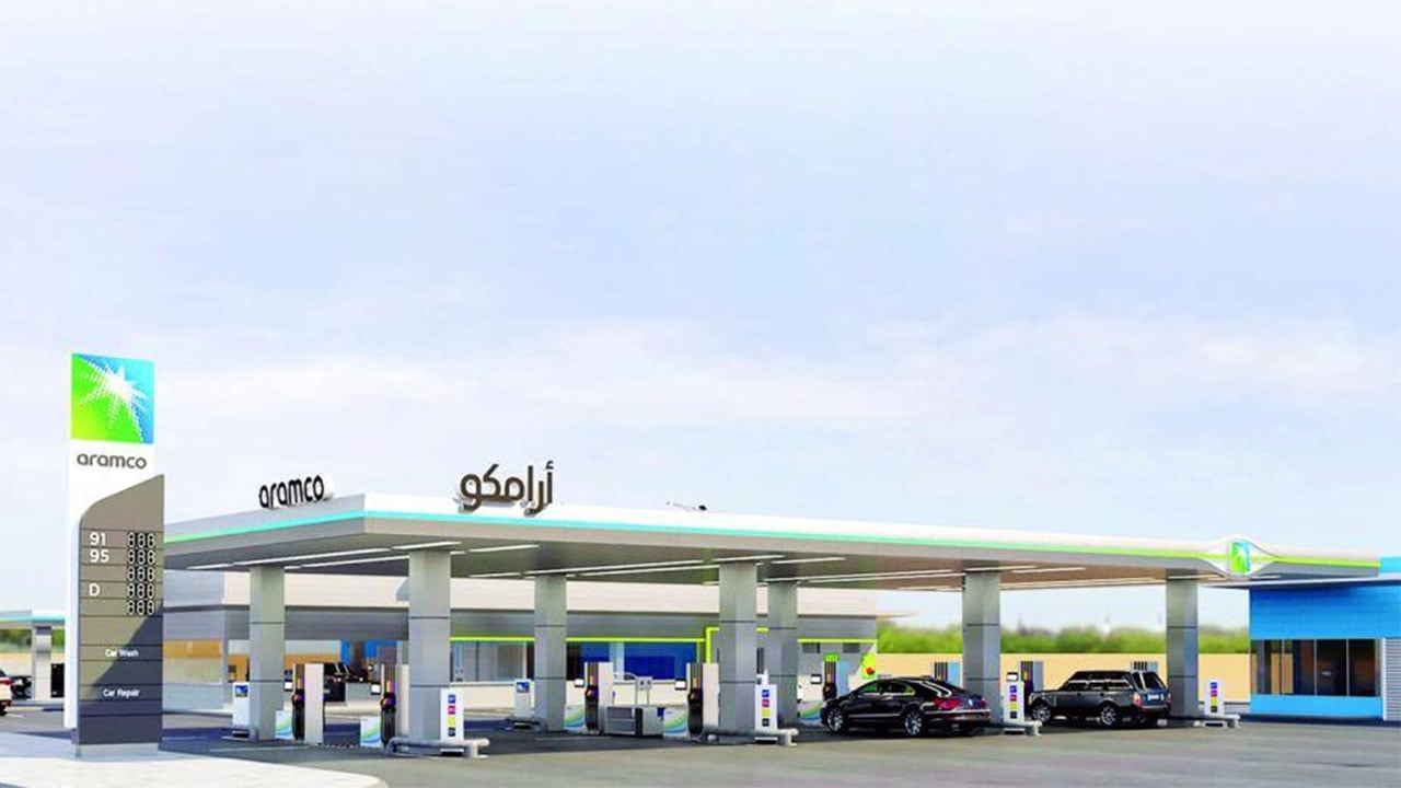 تشديد على مراقبة التزام محطات الوقود بالتسعيرات المحددة من «أرامكو»