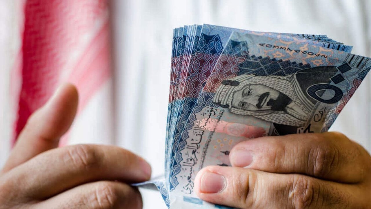 مكافحة الفساد: سجن موظف بوزارة الدفاع تورط في اختلاس مال عام