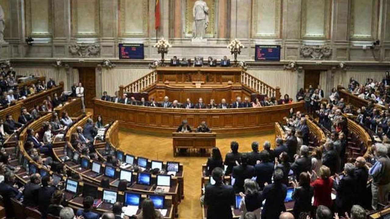 البرلمان البرتغالي يصوت لصالح تقنين القتل الرحيم