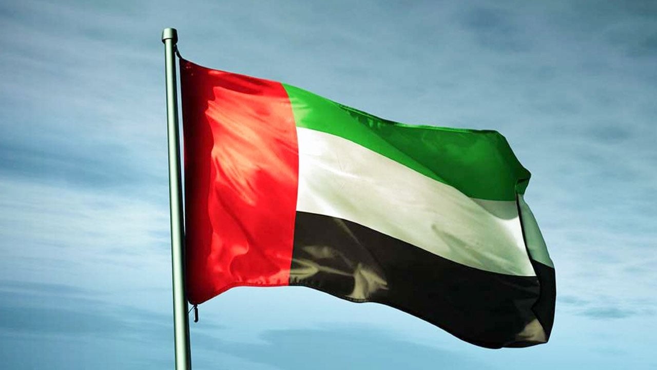 الإمارات تُدين استهداف رأس تنورة.. وتؤكد تضامنها الكامل مع السعودية