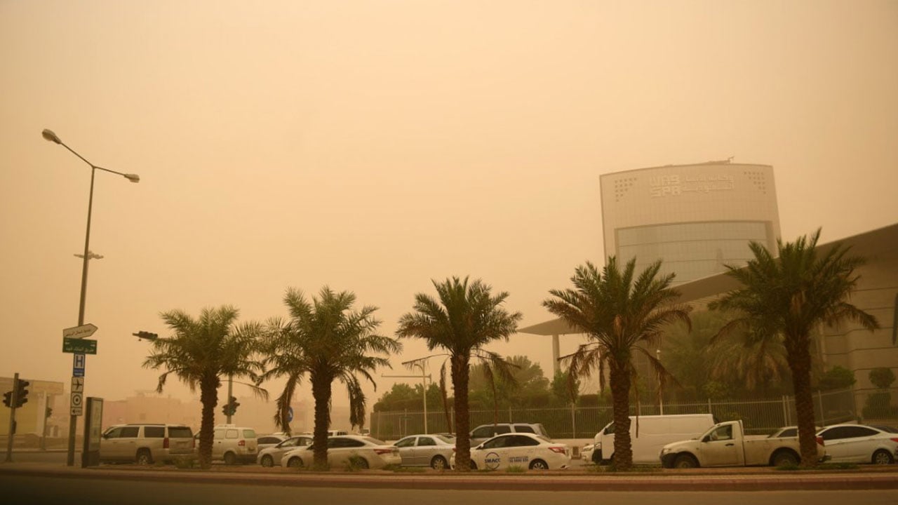 محلل أرصاد: التقلبات الجوية تكثر في فترة الربيع الأولى بسبب الرياح
