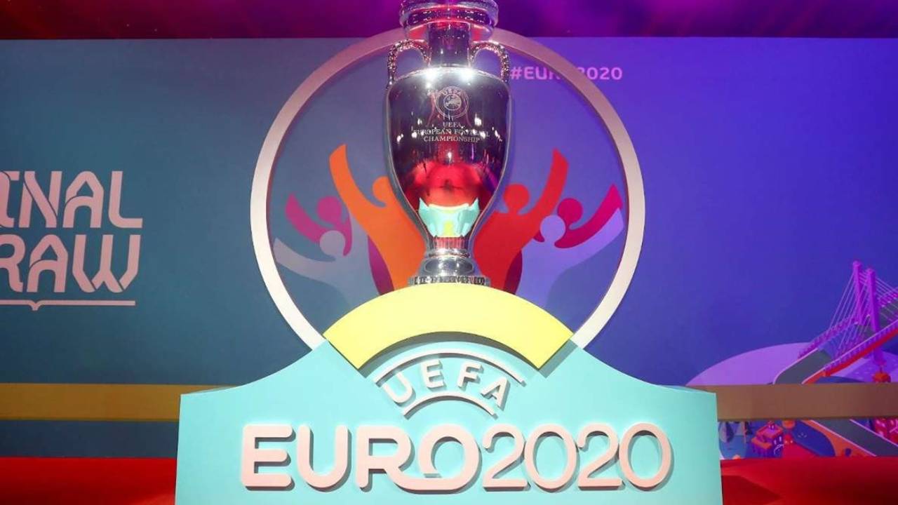 الدنمارك تراقب تطور «كورونا» لتحديد موقف الجماهير من «يورو 2020»