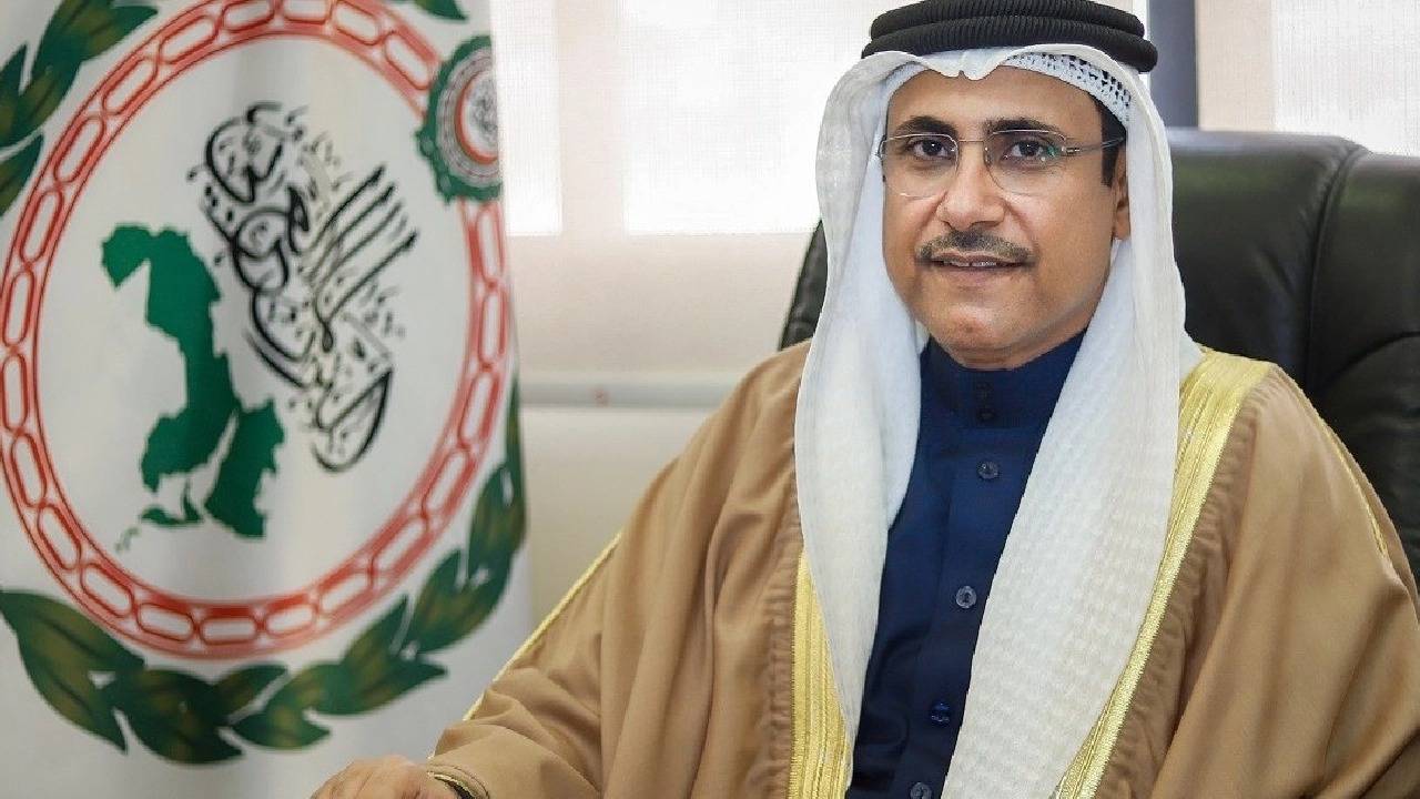 رئيس البرلمان العربي يشيد بمبادرتي ولي العهد ويؤكد أهميتهما للحفاظ على البيئة