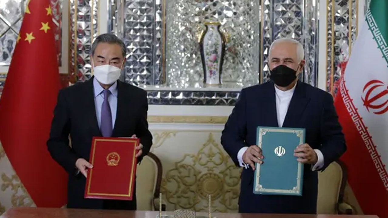 المعارضة الإيرانية تضغط لكشف تفاصيل اتفاق النظام مع الصين واتهامات ببيع سيادة البلاد