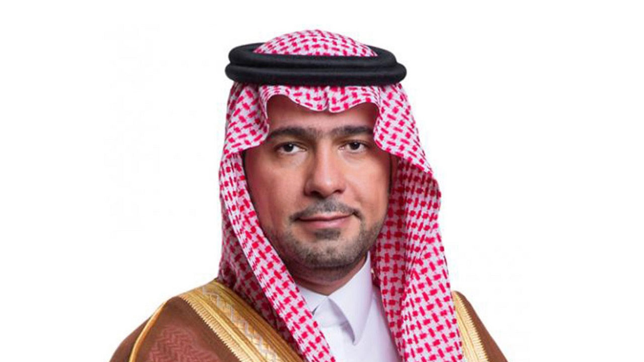 «الحقيل» يوجّه بتكثيف أعمال الرقابة الميدانية على الأسواق ومعاقبة المخالفين