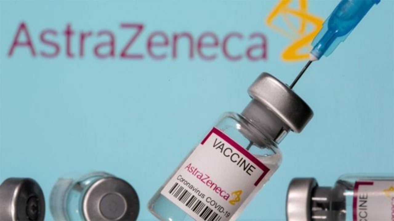 أطباء ألمانيا يطالبون بتوضيح الآثار الجانبية للقاح أسترازينيكا