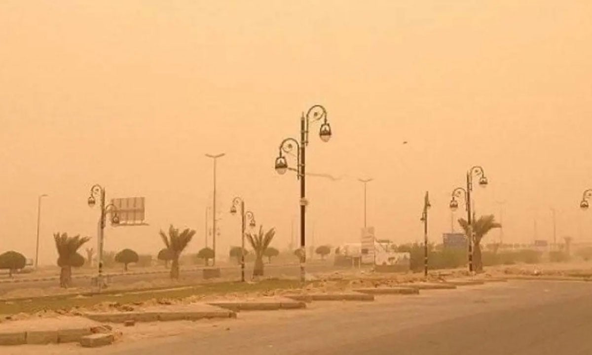 «الصخري»: عواصف ترابية على مناطق عدة اليوم وغدًا الجمعة