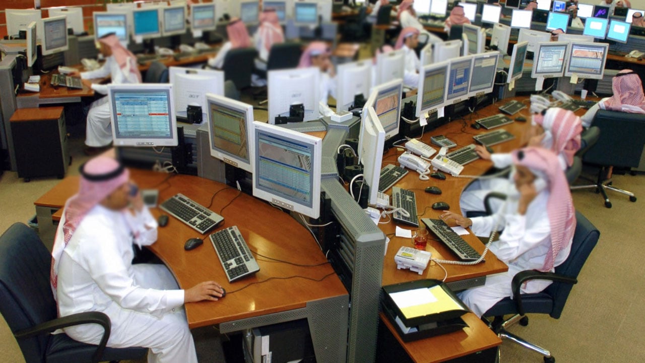 التوفيق بين العمل والعبادة في رمضان.. عضو بهيئة كبار العلماء يوجه نصيحة