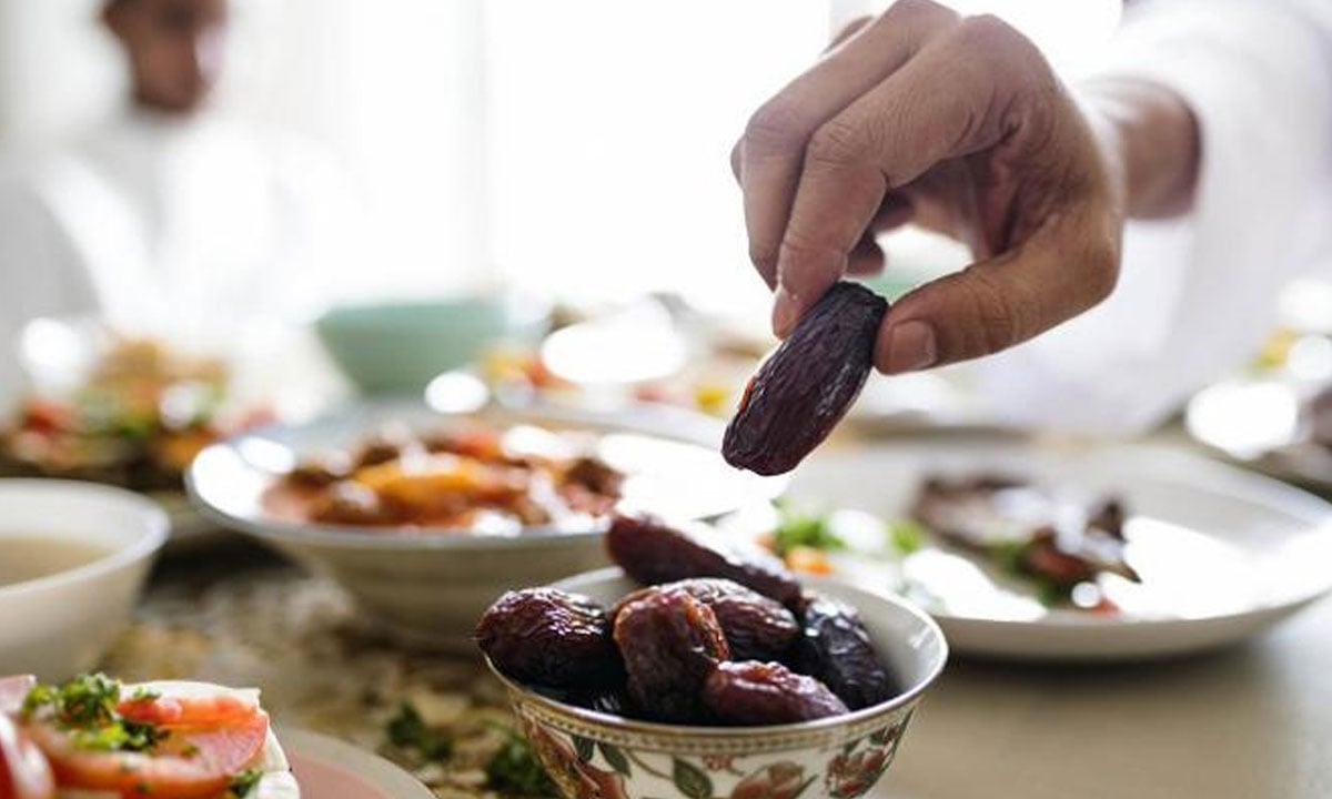 في شهر رمضان.. 5 إرشادات للنظام الصحي والطعام المتوازن