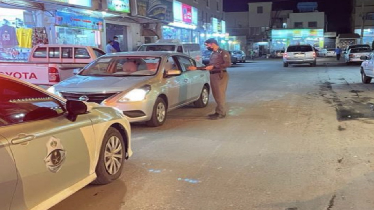 بالصور.. «المرور» يعلن ضبط مخالفي «عكس السير» في نجران