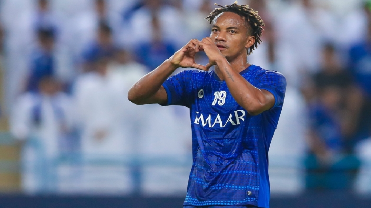 الهلال يكشف موقفه من بيع كاريلو في فترة الانتقالات الصيفية