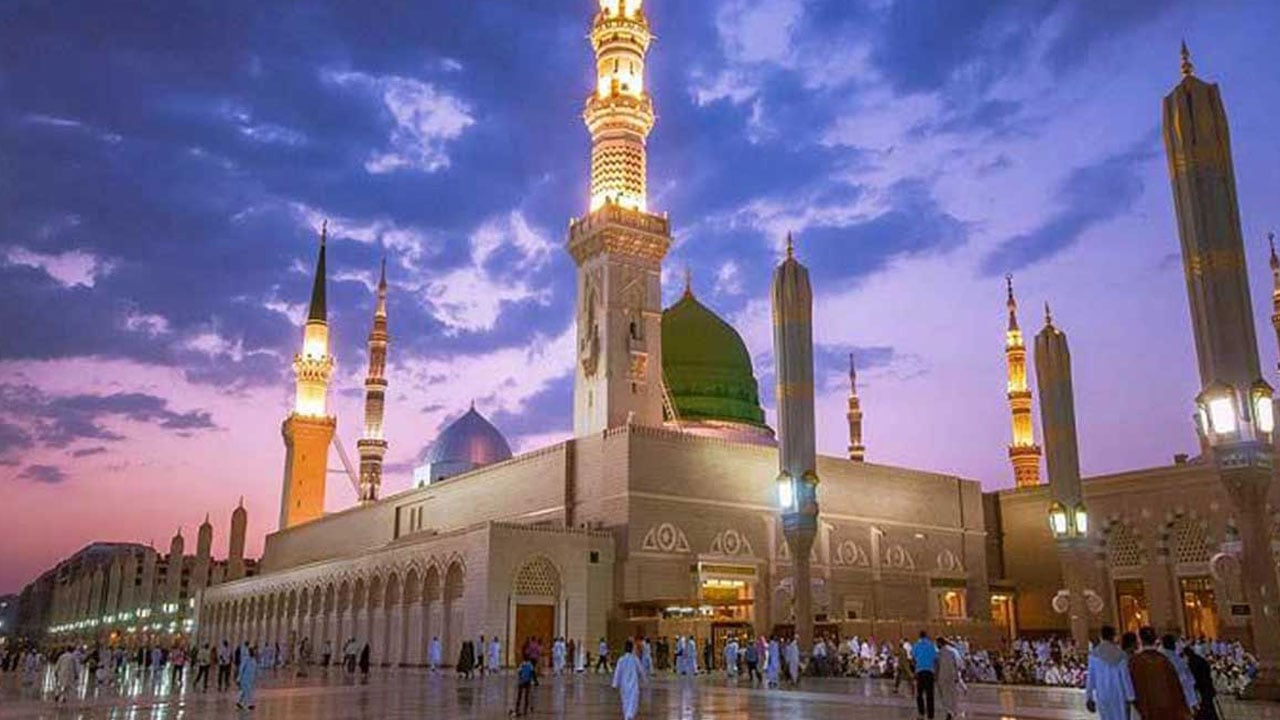ليلة روحانية في المسجد النبوي.. استعدادات مكثفة لصلاتي التراويح والتهجد