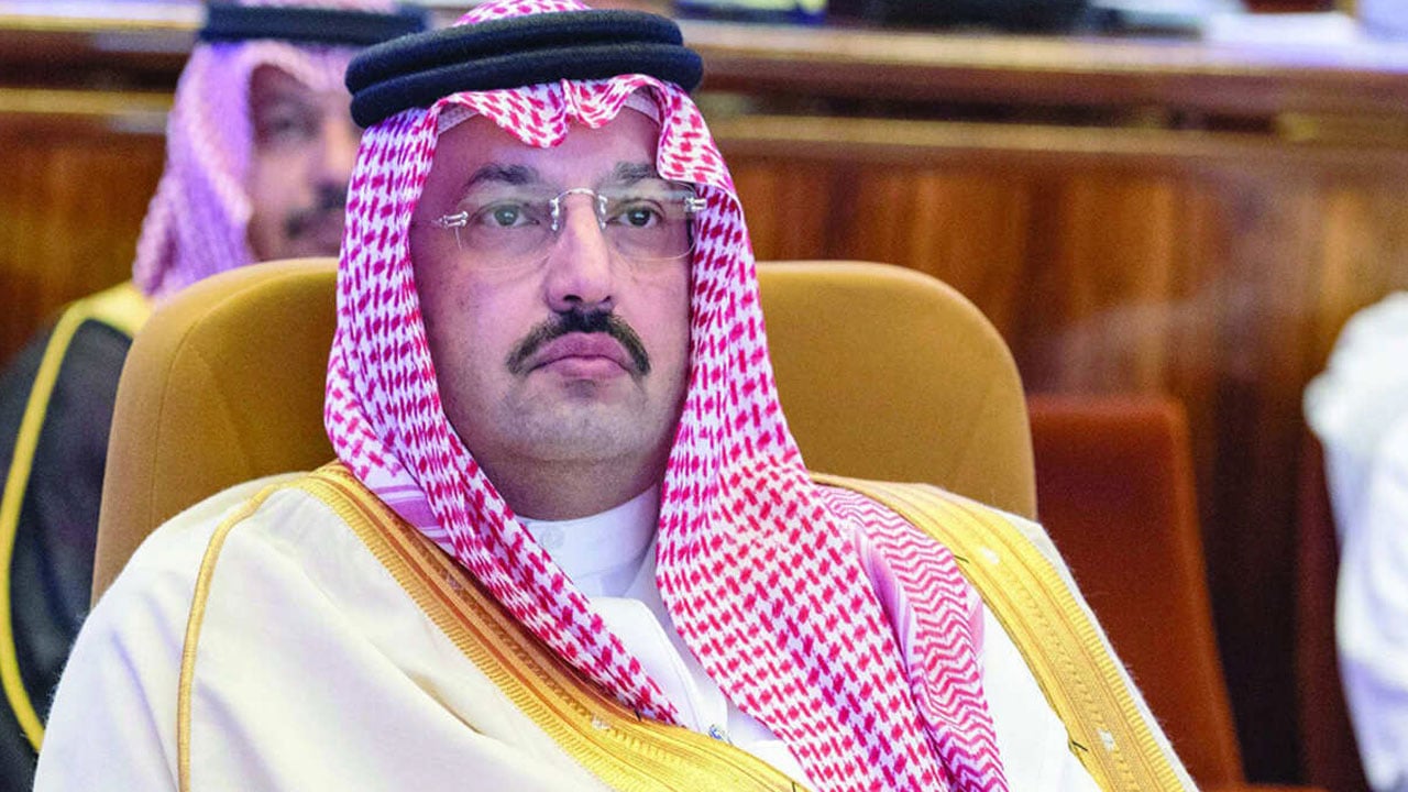 أمير عسير يدعو للتفاعل مع الخطة الوطنية لمكافحة فيروس كورونا وأخذ التطعيم