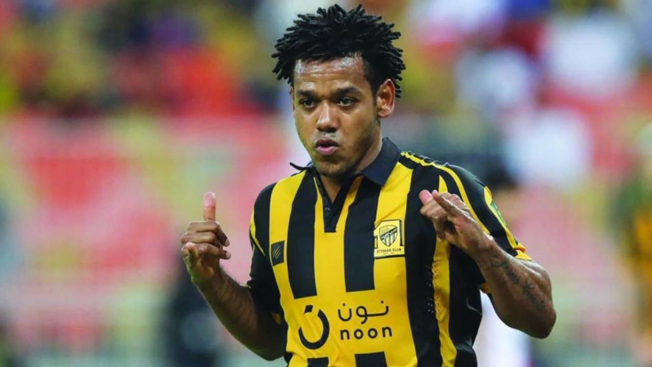 الدحيل القطري يخطط لضم رومارينيو في ميركاتو الصيف