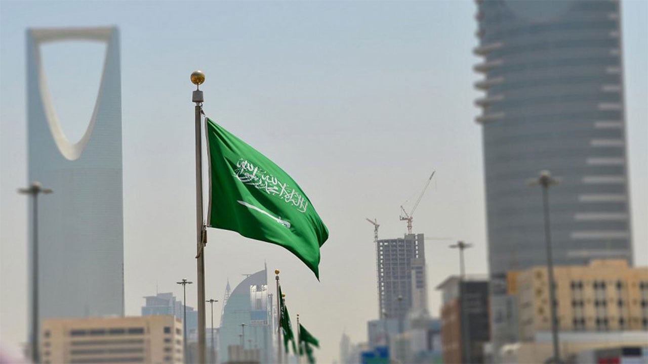 أخبار السعودية اليوم.. نيابة عن ولي العهد وزير الخارجية يرأس وفد السعودية في مؤتمر باريس.. وتنويه من وزارة الصحة للحاصلين على تطعيم كورونا