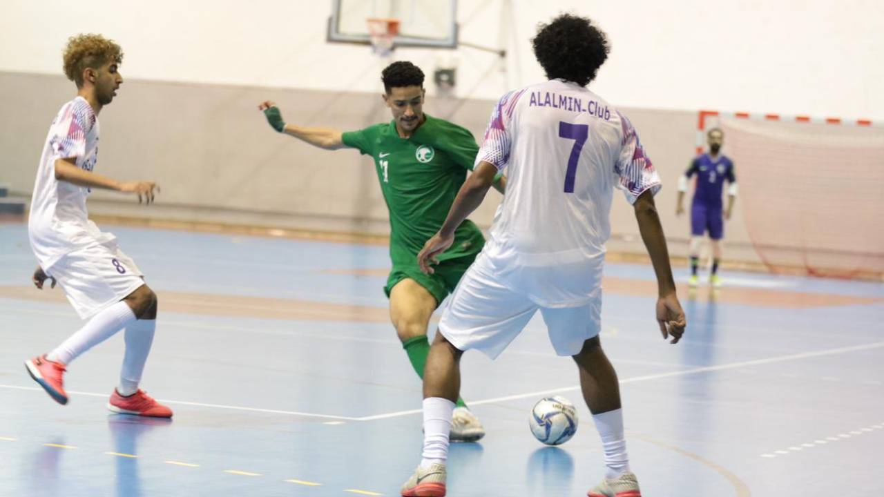 «أخضر الصالات» يزاحم 7 منتخبات على لقب كأس العرب