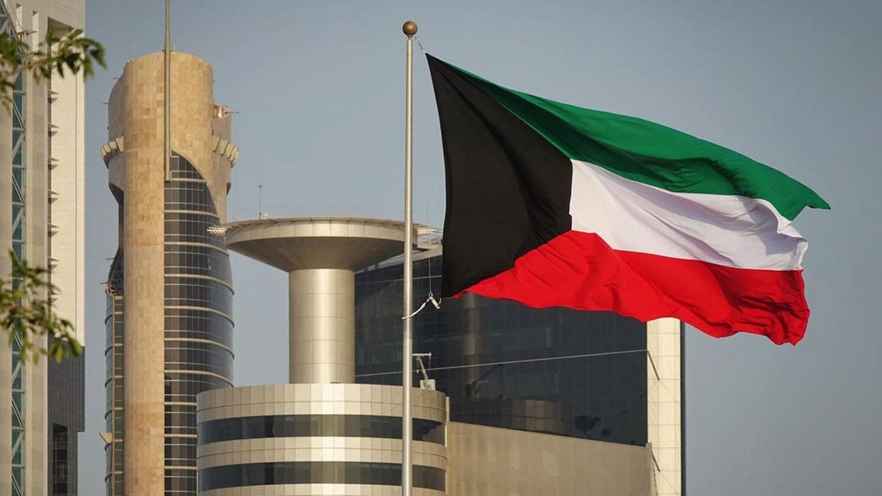 الكويت تستدعي السفير اللبناني ردًا على  تصريحات المسيء «شربل وهبة»