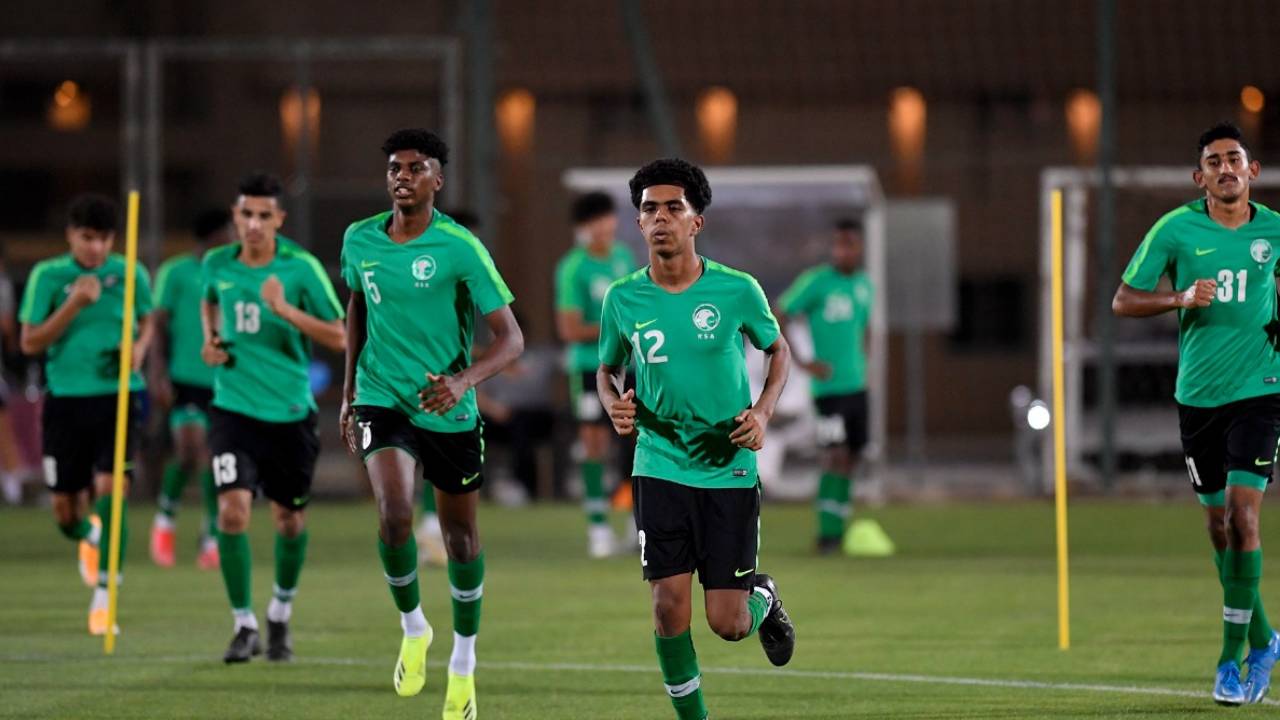 معسكر الرياض أولى خطوات «أخضر الشباب» على طريق كأس آسيا
