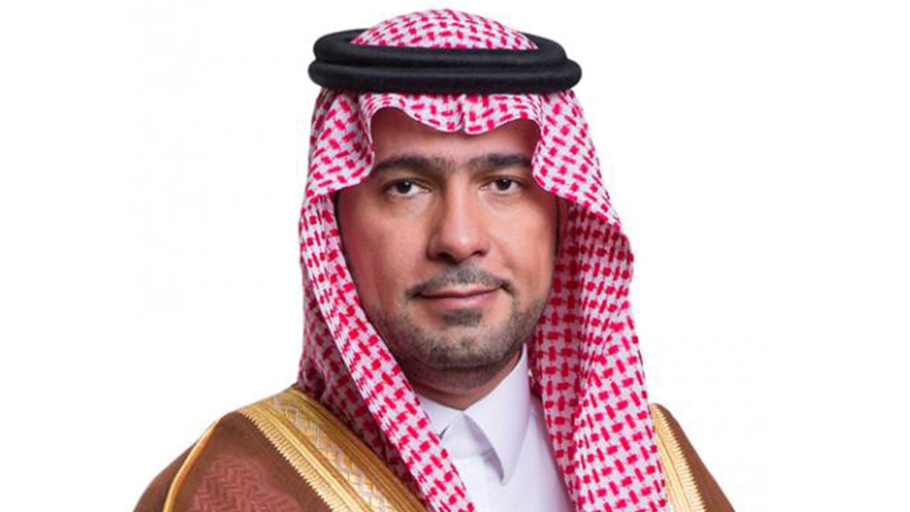 الحقيل يقرر تطبيق برنامج التثقيف الصحي للعاملين بمنشآت الغذاء والصحة العامة