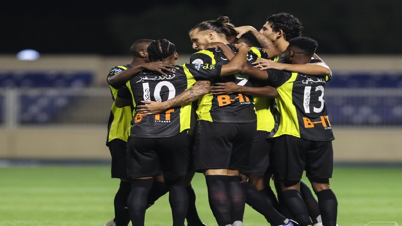 الاتحاد يكشف مصير كاريلي.. ويوضح حقيقة الهجرة الجماعية