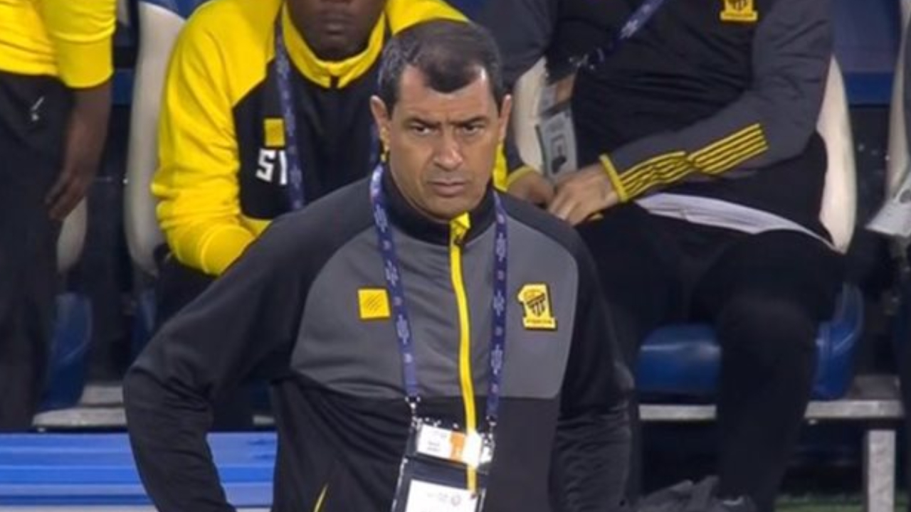 الاتحاد يكشف حقيقة رحيل كاريلي واستبداله بمدرب روماني