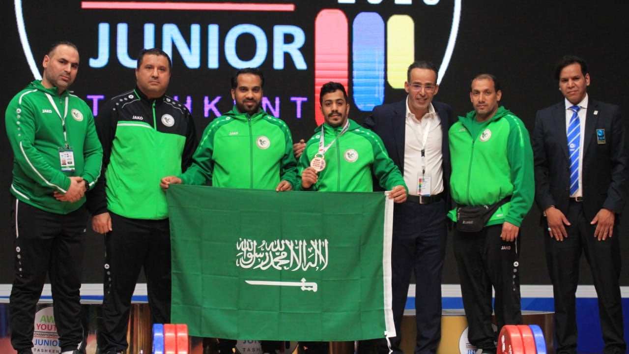 الرباع المزيدي يدشن مشوار أخضر الأثقال في محطة طشقند
