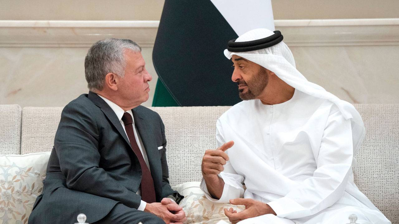 العاهل الأردني يبحث تطورات القضية الفلسطينية مع محمد بن زايد