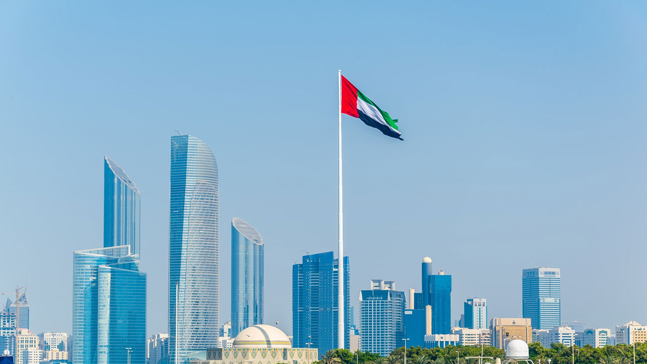 تحذير رسمي إماراتي من التعامل مع العملة المشفرة «دبي كوين»