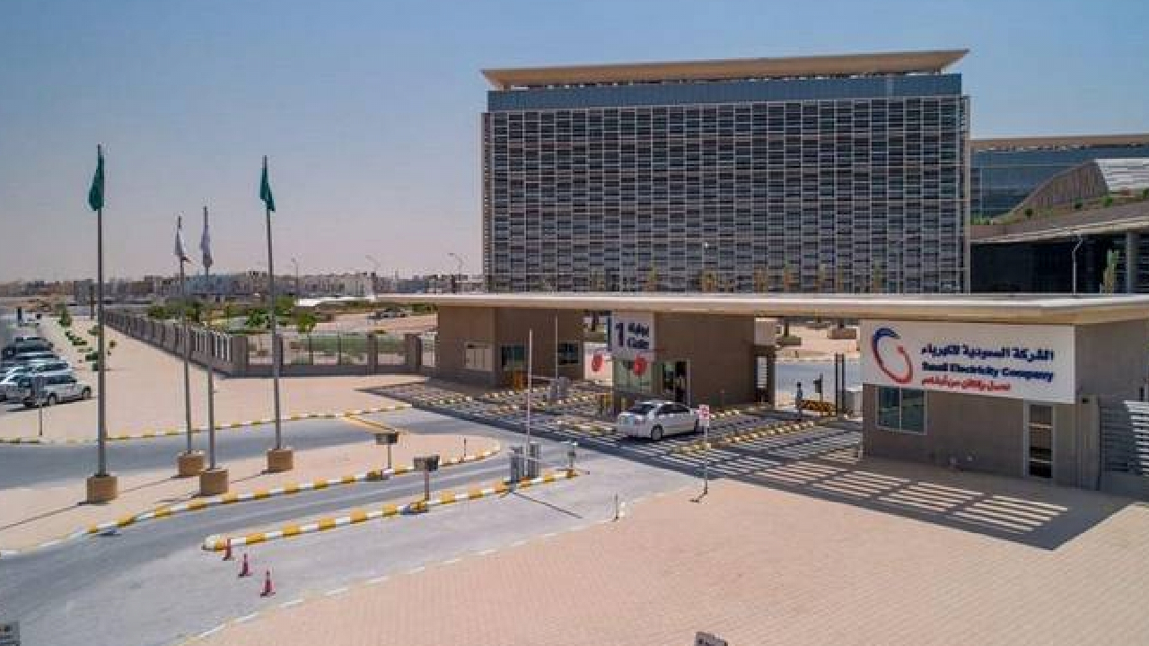 «الكهرباء» تعلن وظائف شاغرة.. بعضها لا يتطلب الخبرة