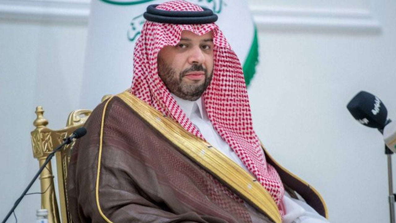 انقطاع الكهرباء عن رفحاء.. وتوجيهات «عاجلة» من أمير الحدود الشمالية