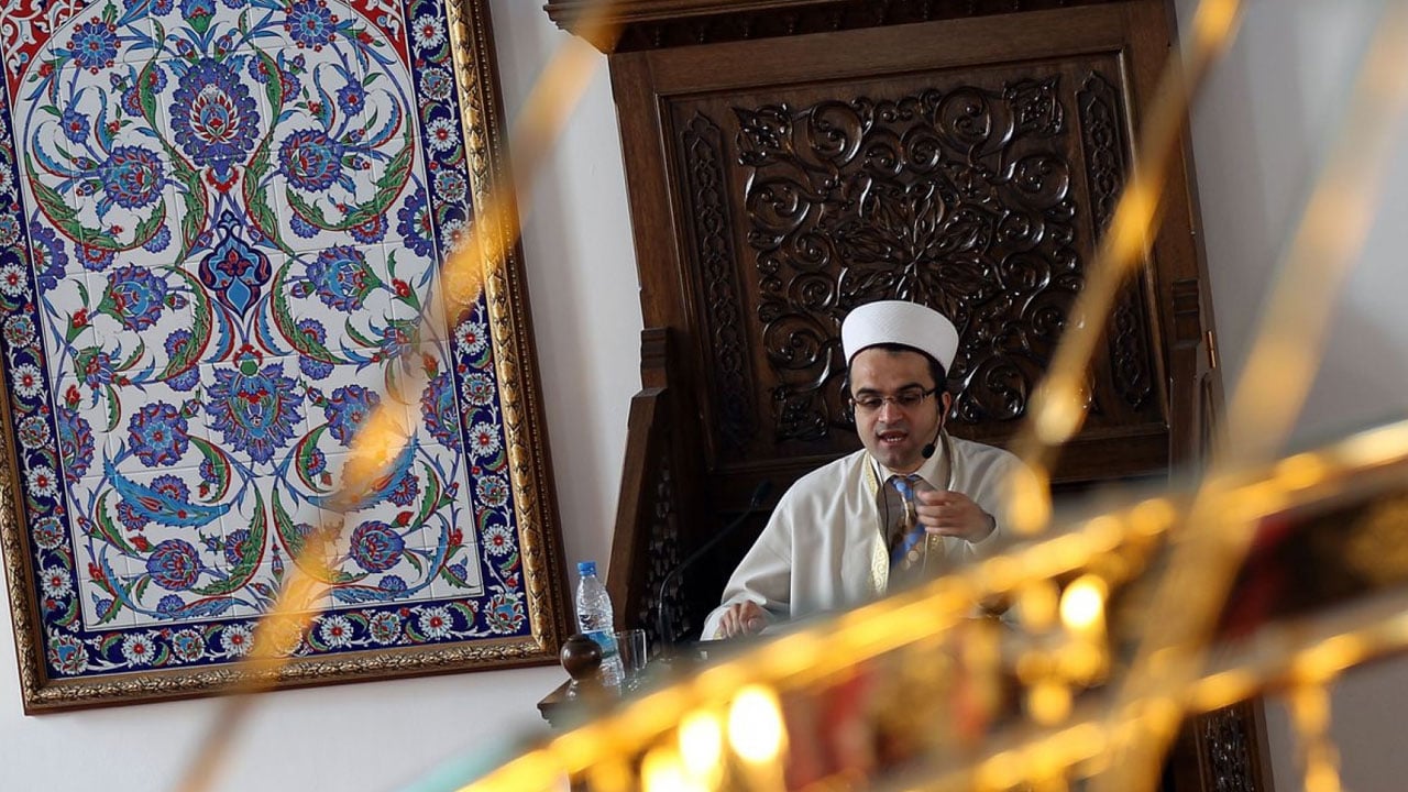 «كلية الإسلام»..  مشروع ألماني لتخريج أئمة مساجد مؤهلين ومكافحة التطرف