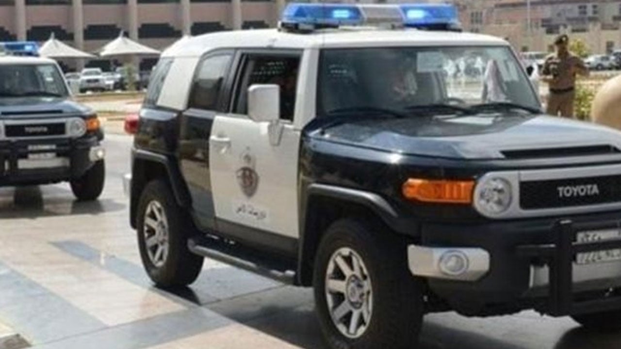 ضبط 4 مواطنين تحرشوا واعتدوا بالضرب على آخر قبل تصويره