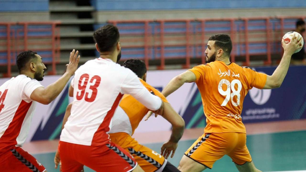 اتحاد اليد: 10 لاعبين على قائمة الانتقال بنظام 32 عامًا