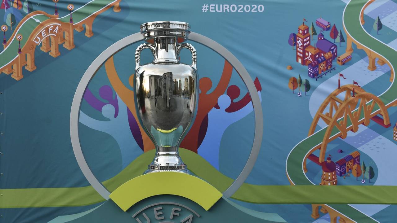 ميونخ تكشف عن 12 إصابة بكورونا في يورو 2020
