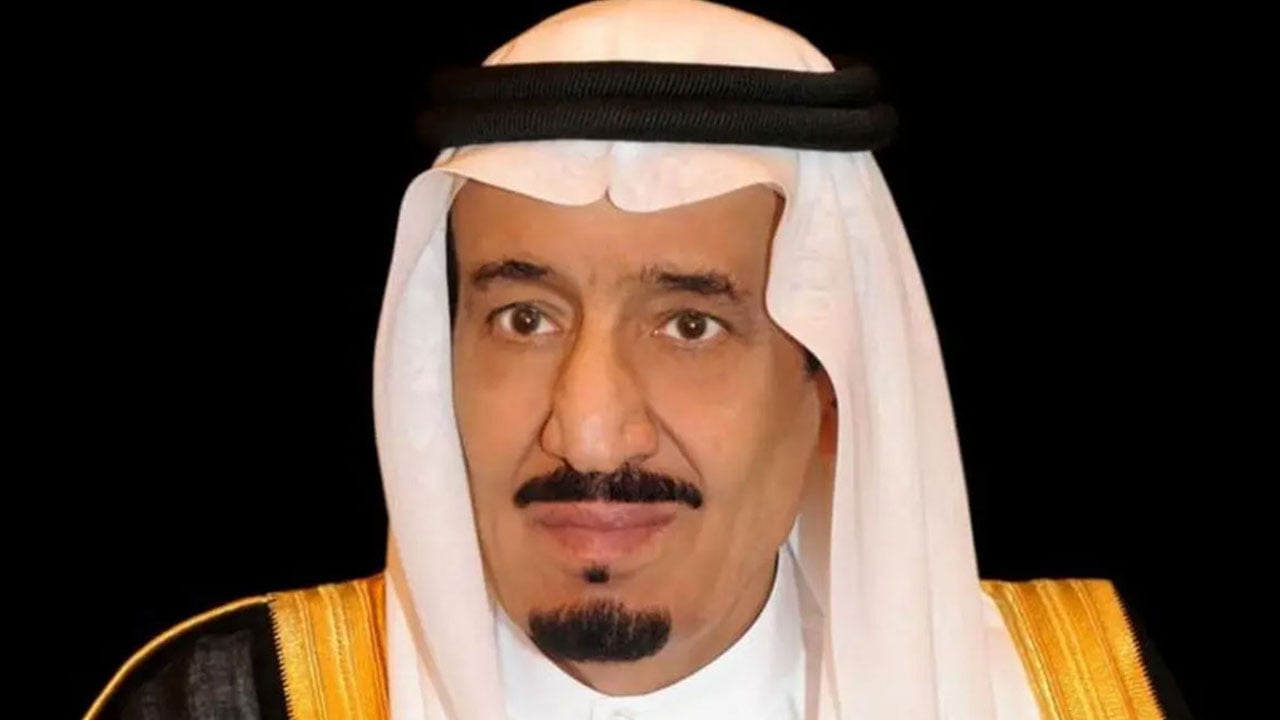 بالأسماء.. منح ميدالية الاستحقاق لـ5 مواطنين لتبرعهم بالدم 50 مرة