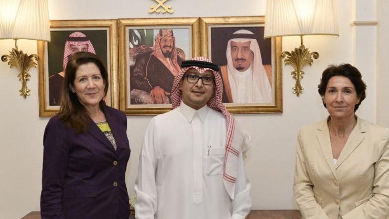 «بخاري» يبحث مستجدات الساحة اللبنانية مع سفيرتي فرنسا والولايات المتحدة