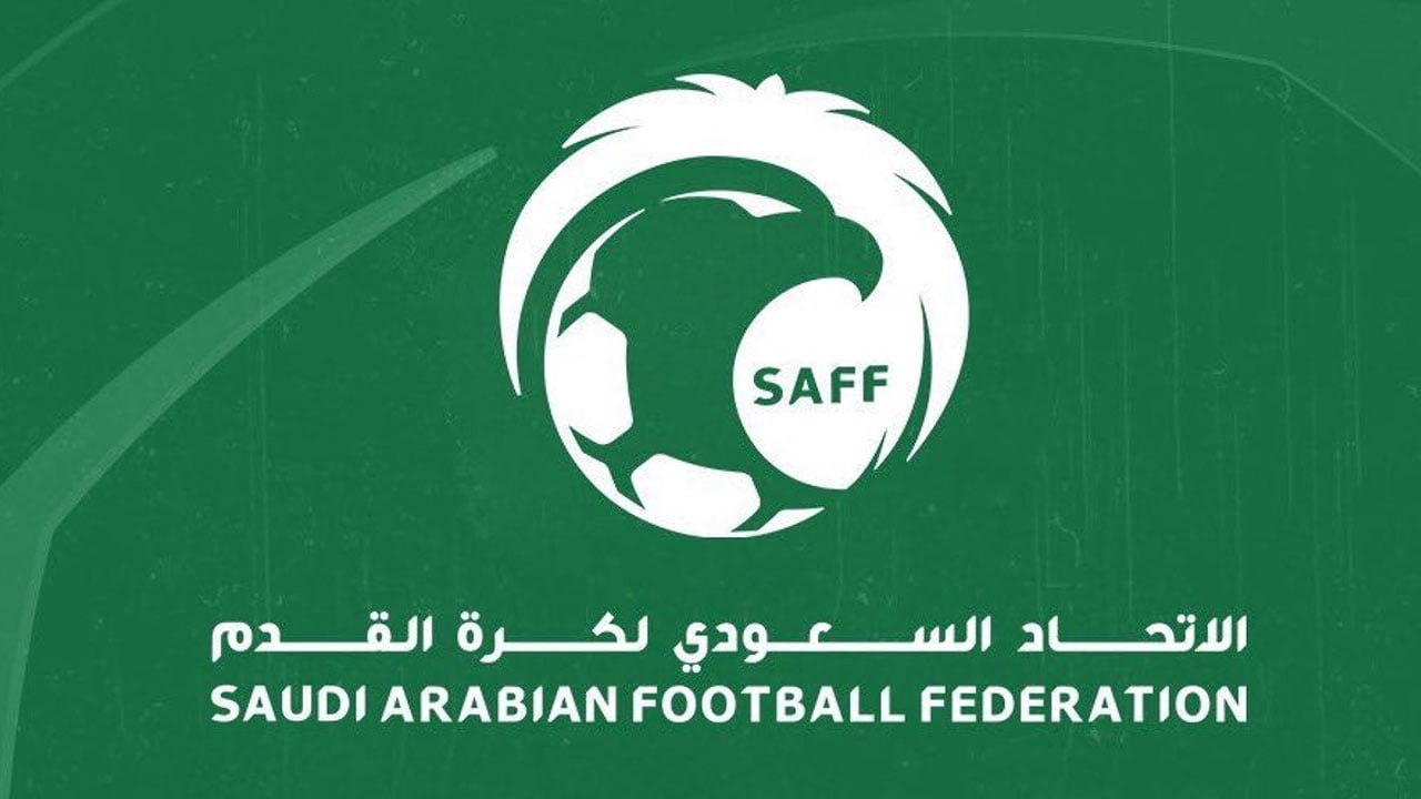 اتحاد الكرة يناقش مع الأندية تعديلات لائحة الاحتراف وأوضاع اللاعبين