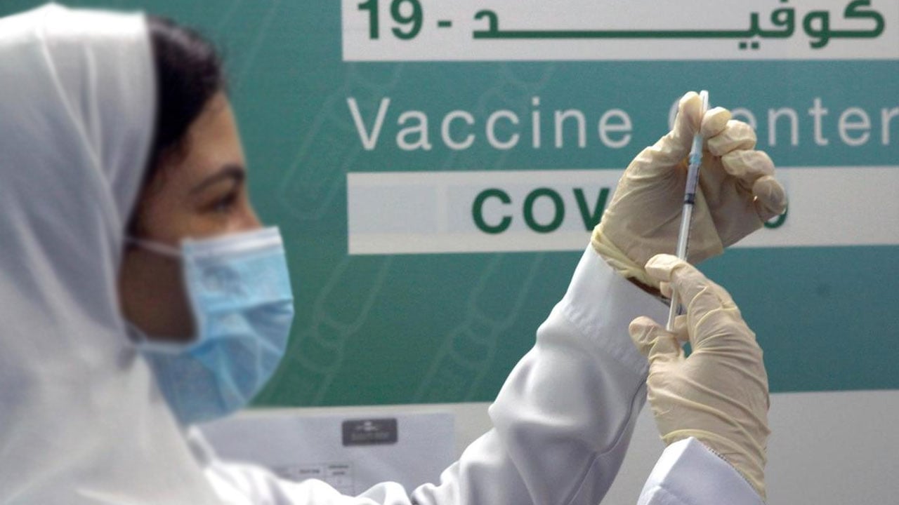 «الصحة»: تلقِّي ثاني جرعات اللقاح بعد 42 يومًا من الأولى