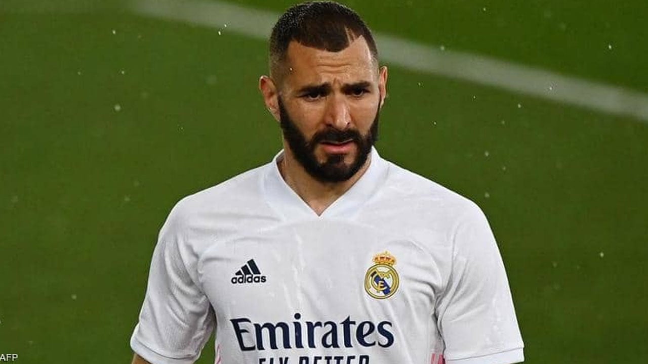 ريال مدريد يعلن إصابة كريم بنزيمة بكورونا