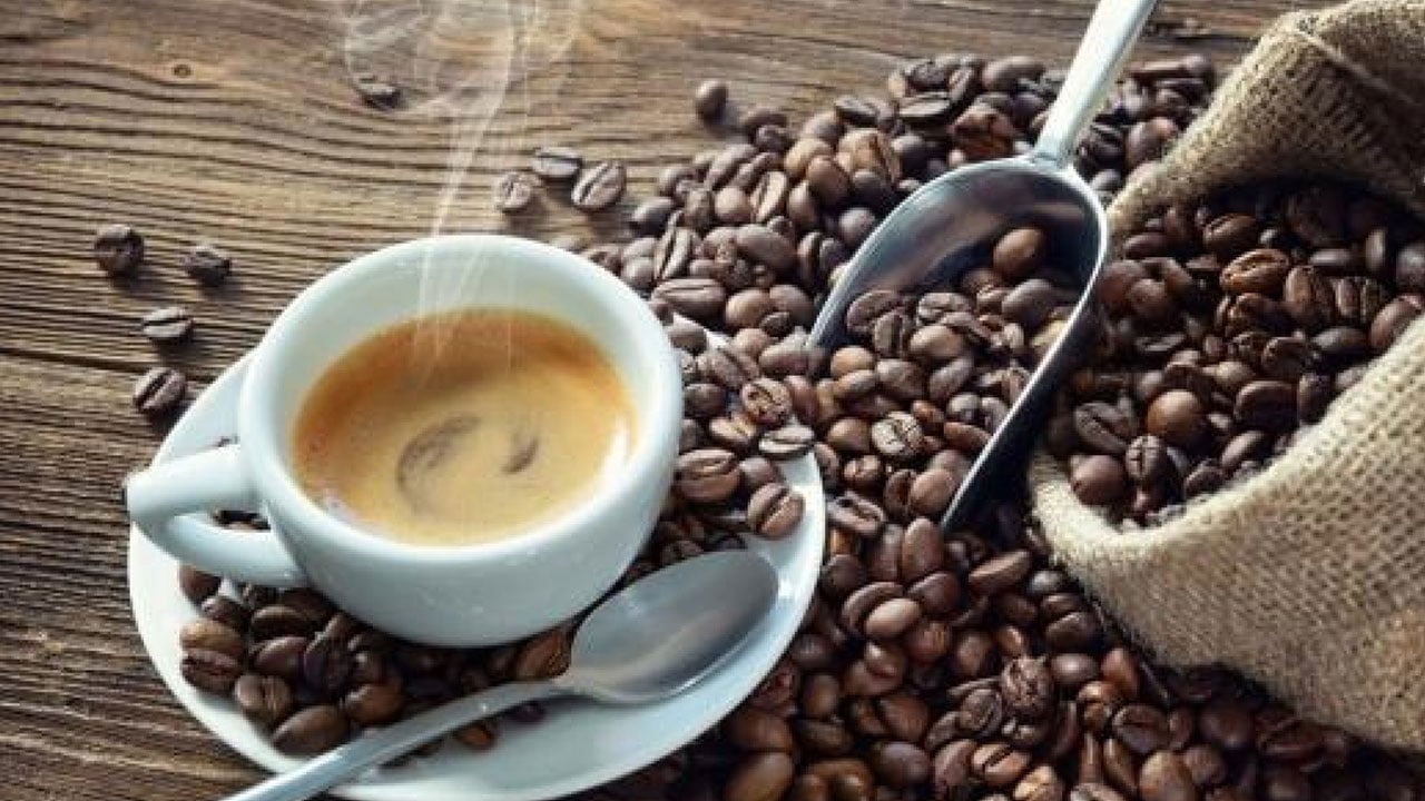 دراسة عن مخاطر الإفراط في شرب القهوة على المخ