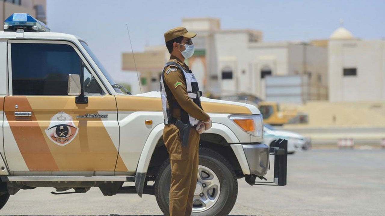 القبض على مواطنين سرقا 3 مركبات بالقصيم