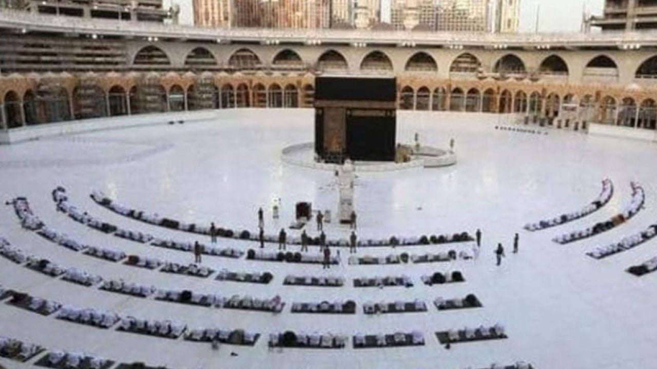 شؤون الحرمين تقدم برامج وخدمات لقاصدات المسجد الحرام
