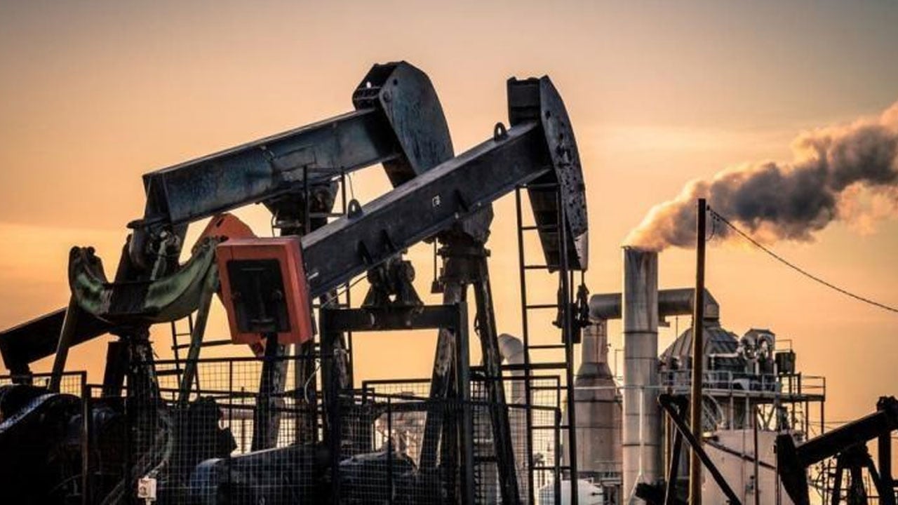 ارتفاع أسعار النفط.. وخام برنت يتجاوز 76 دولارًا