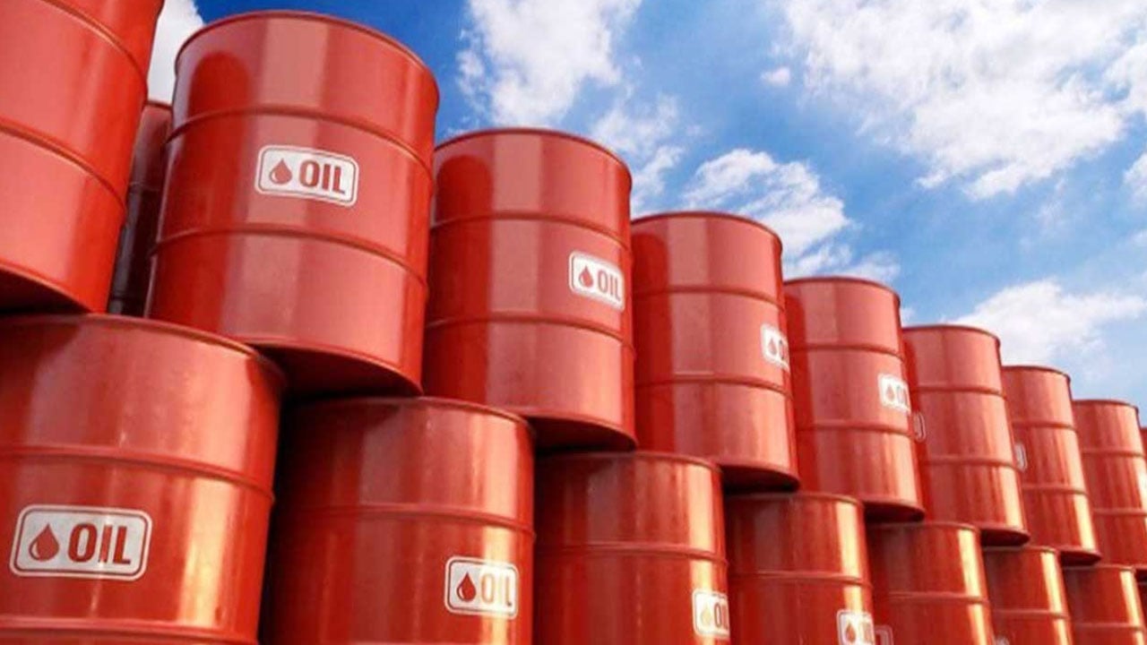 انخفاض أسعار النفط.. وبرنت يسجِّل 74.67 دولار للبرميل