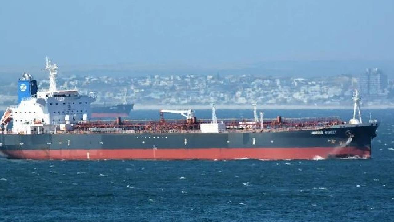«البحرية العمانية» تطلق دوريات عسكرية بعد حوادث «ناقلات الخليج»