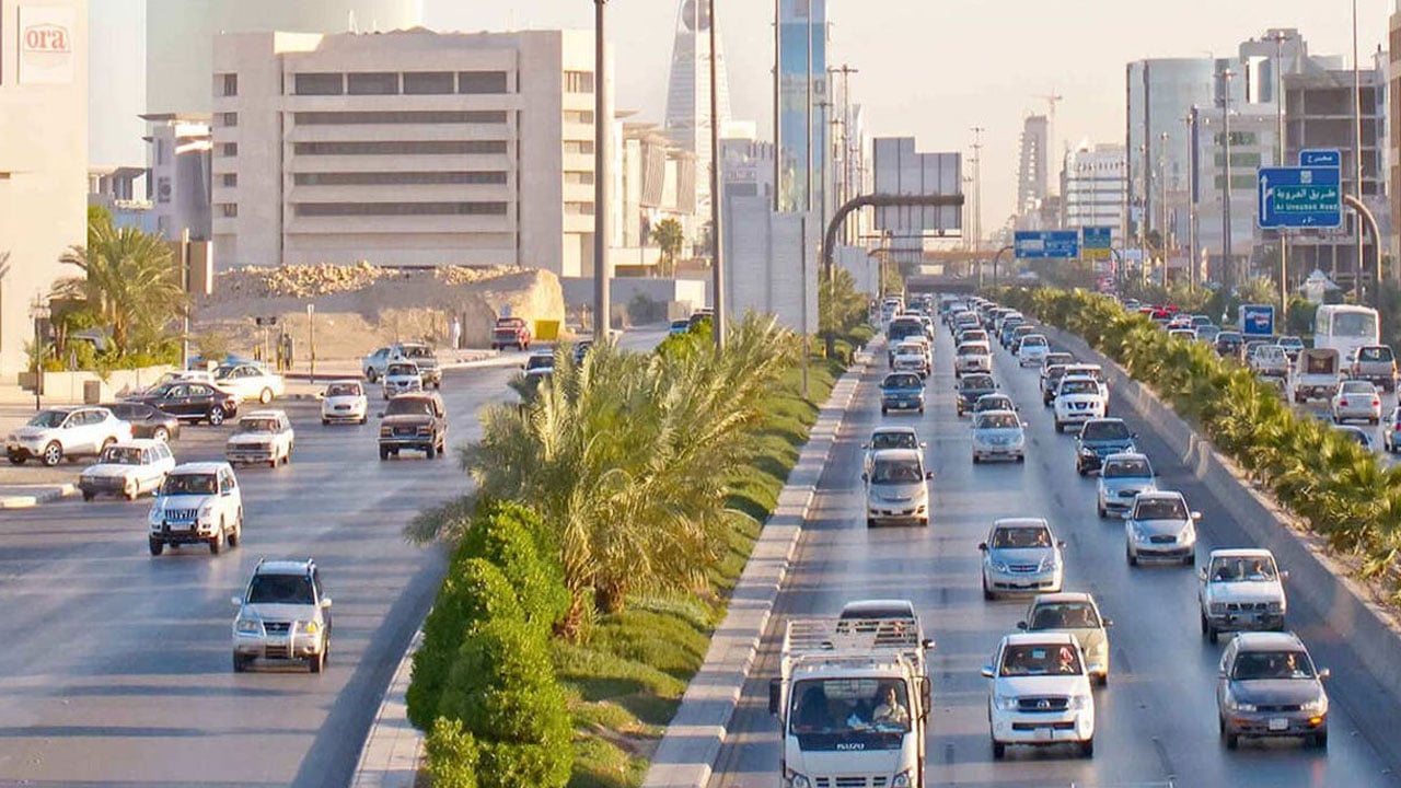 الحصيني عن طقس السبت: أجواء حارة نهارًا.. وأمطار على 5 مناطق
