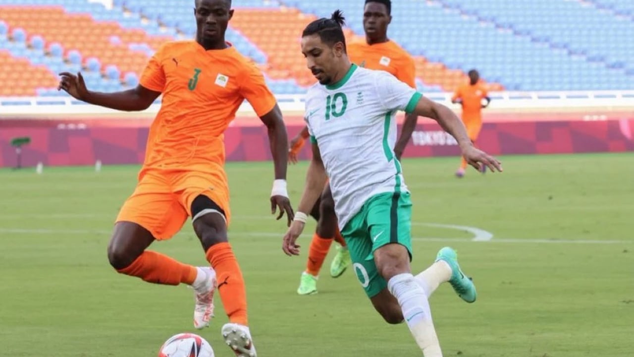 سالم الدوسري ينافس على أفضل لاعب آسيوي في أولمبياد طوكيو