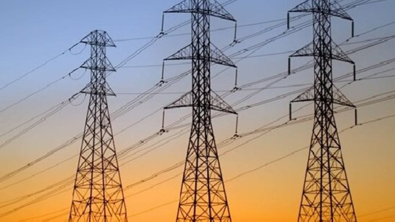 إيران تعلن وقف تصدير الكهرباء إلى العراق
