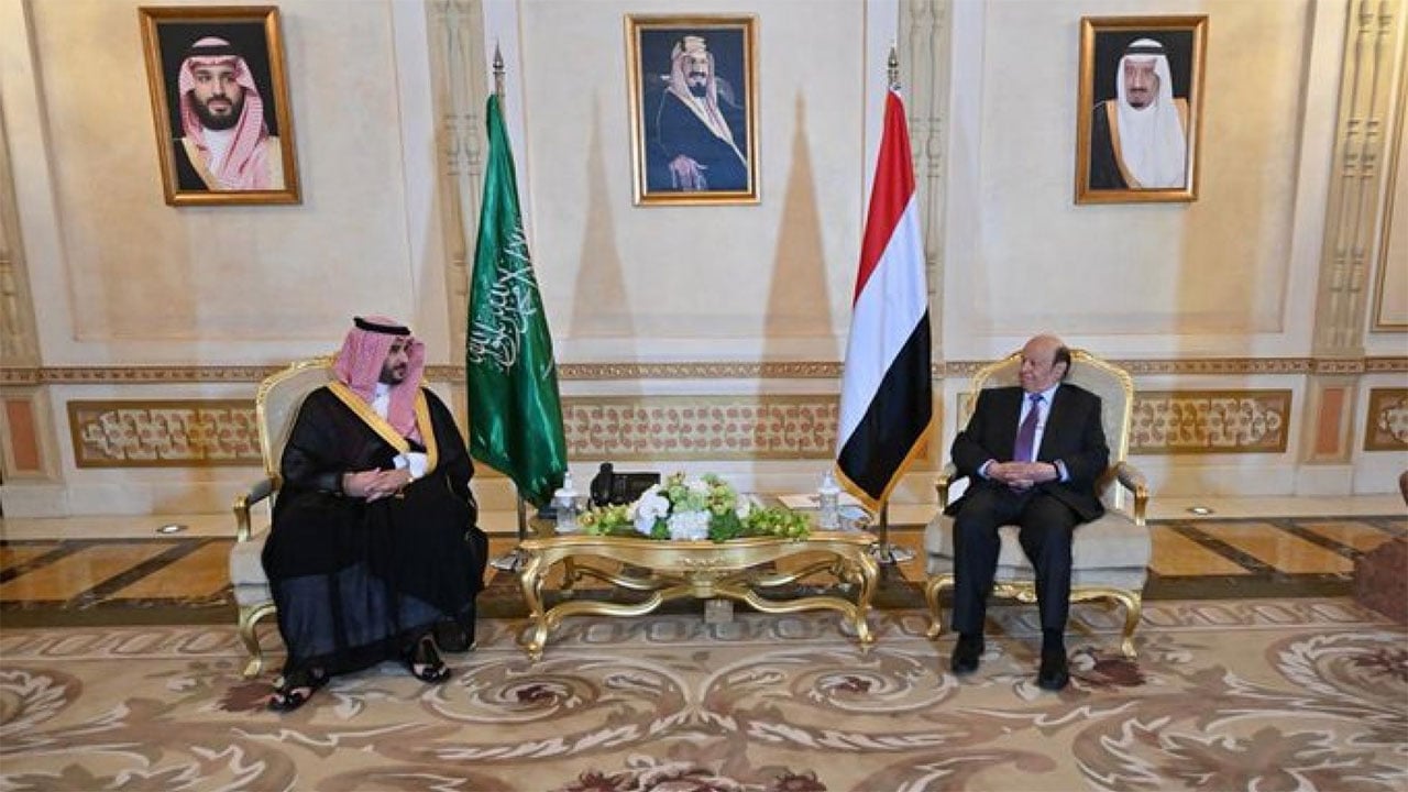 الرئيس اليمني يلتقي الأمير خالد بن سلمان ويثمن دور السعودية في دعم بلاده