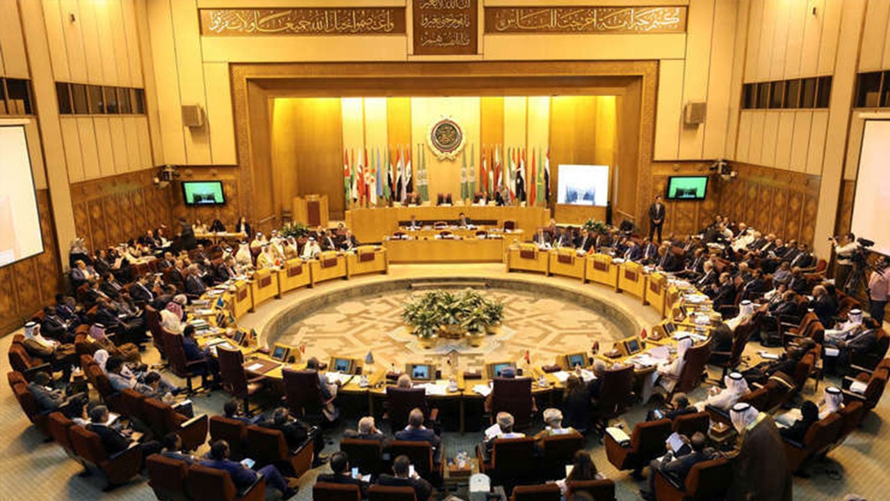 البرلمان العربي يشدِّد على تعزيز أمن وسلامة الملاحة البحرية